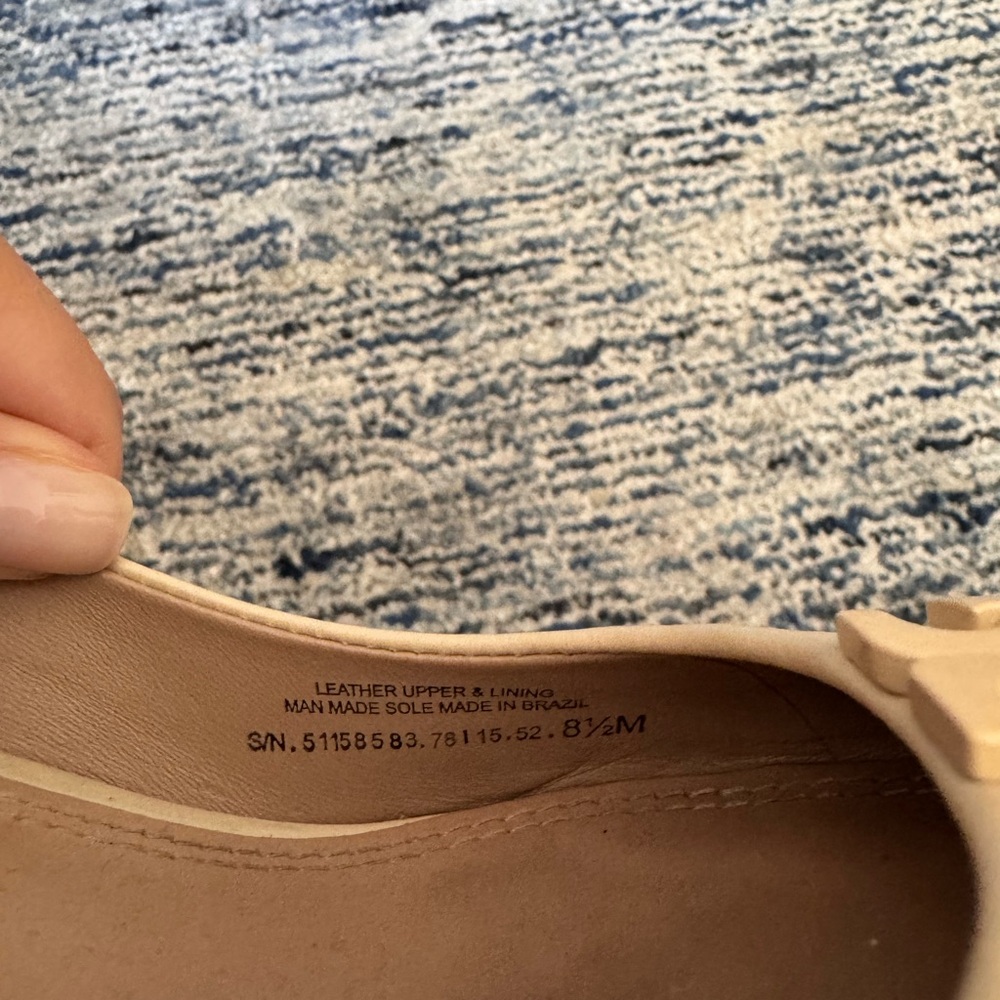 Tory Burch Cream Wedges with Logo Medallion Size 8.5 - Picture 4 of 4